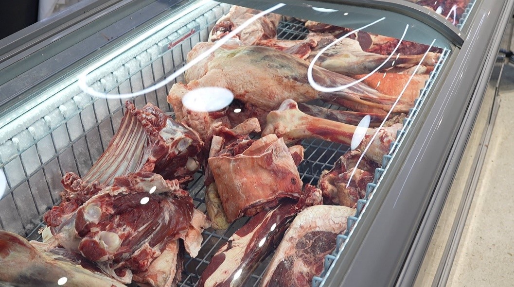 Тэнгэрт хадсан махны үнэ