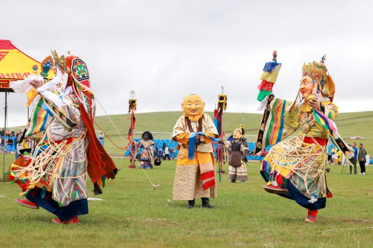 Шашны зан үйл зөвхөн тухайн хүний сэтгэл санааг засах, тайвшруулах л нөлөөтэй