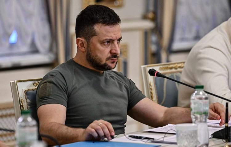 Зеленский: Ираны дайн дэлхийн анхаарлыг Украин дахь дайнаас холдуулж байна