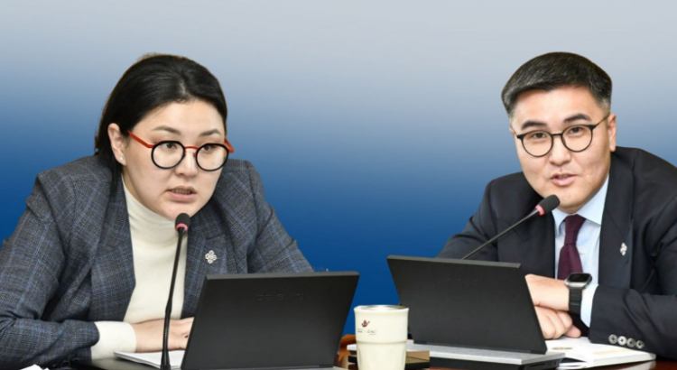 МАН-ын Э.Болормаа, АН-ын Ч.Лодойсамбуу хоёрын “мэдэгдэл” юу өгүүлж байна вэ?
