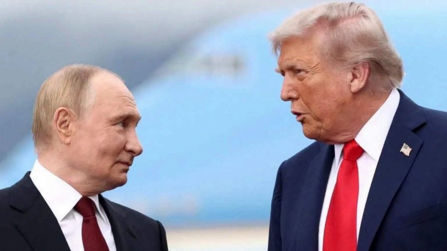 Трамп Оросын эсрэг хоригийн арга хэмжээг түр зогсоож, Хятад, Энэтхэгт ногдуулах 100 хувийн тарифын аюулыг хойшлууллаа